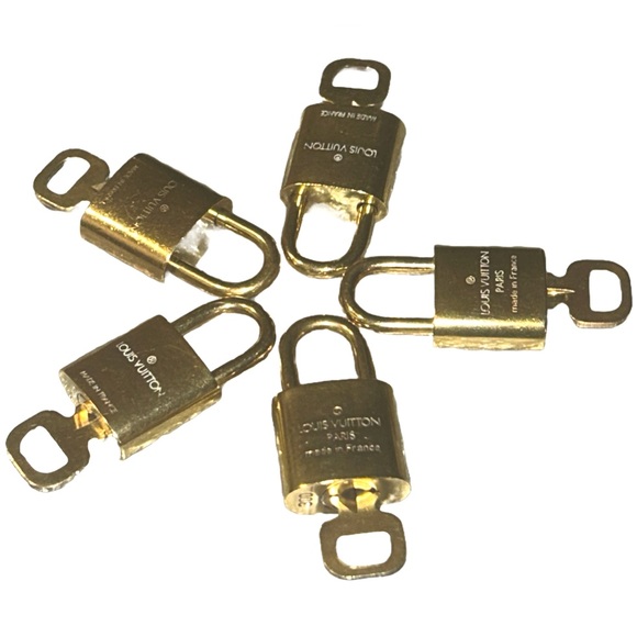 Louis Vuitton Lock & Key | Polished Shiny Clean | Gold | Random Number - Picture 2 of 3